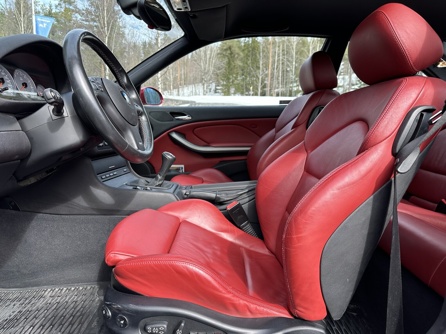 Innenraumfoto von 2002 BMW M3 Coupé (4)