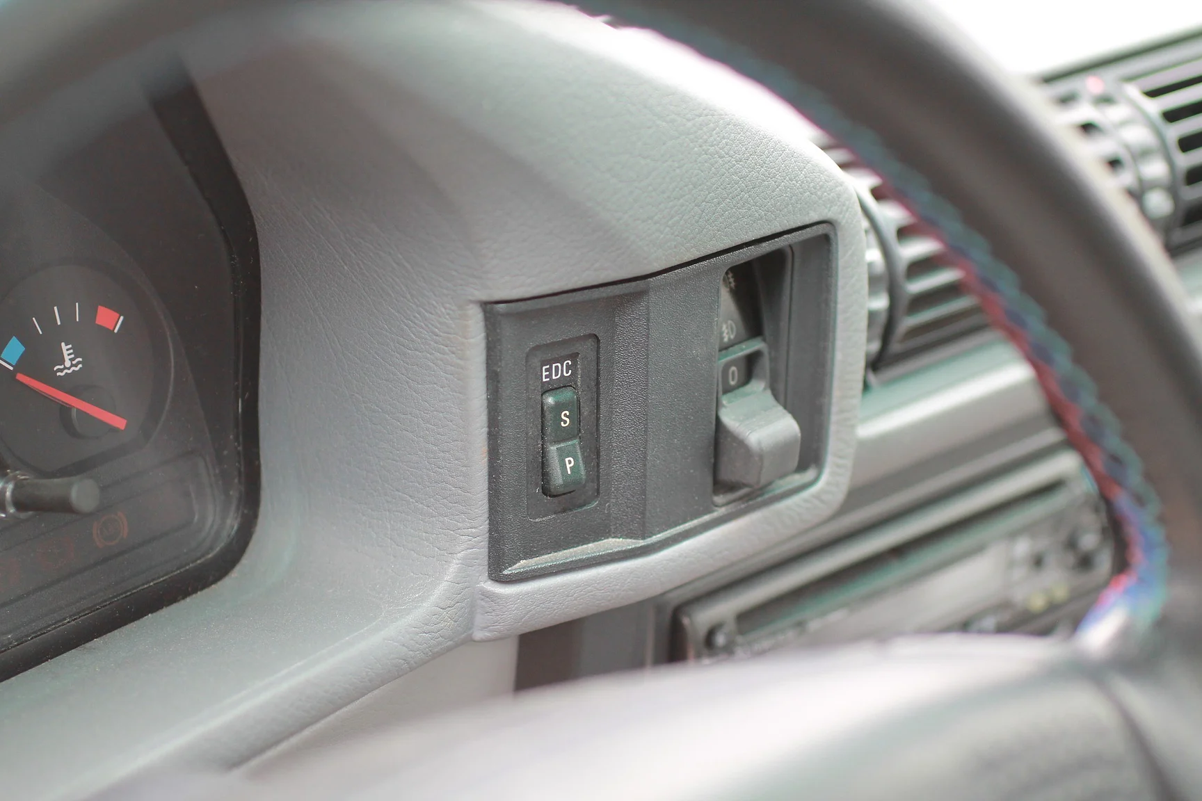 Interiörbild 1993 BMW M5 Touring 3.8 Manual (28)