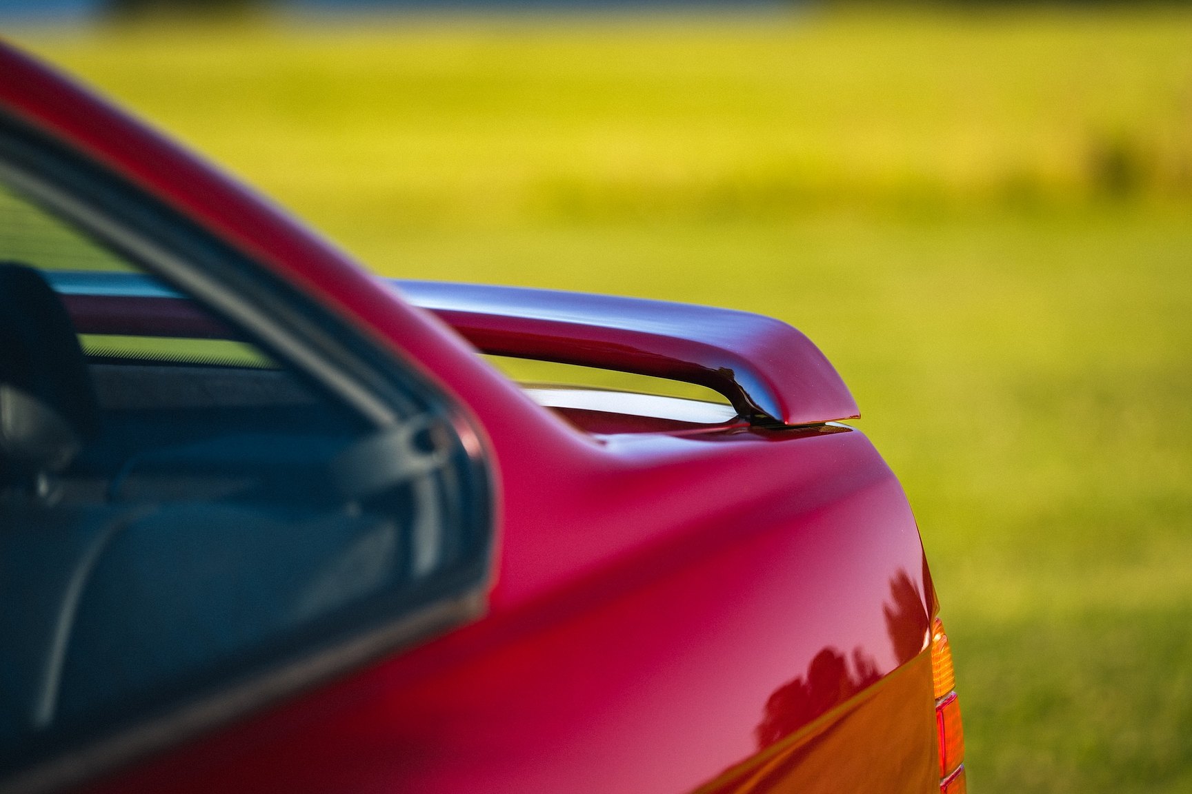 Exterior image of 1992 BMW 325i Coupé "No Reserve Auction"