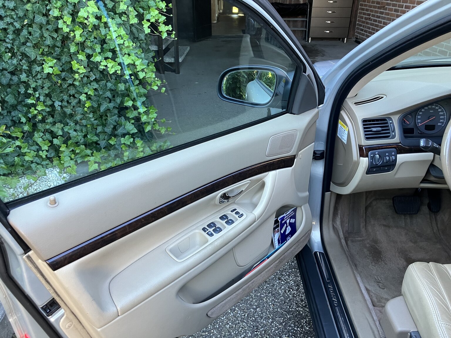 Innenraumfoto von 1999 Volvo S80