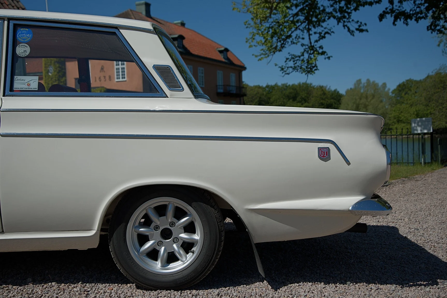 Exterior image of 1966 Ford  Cortina GT (23)