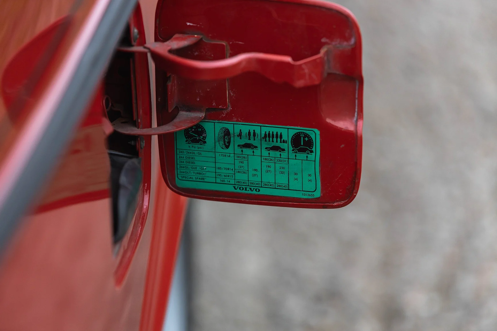 Aussenfoto 1984 Volvo 244 Turbo (45)