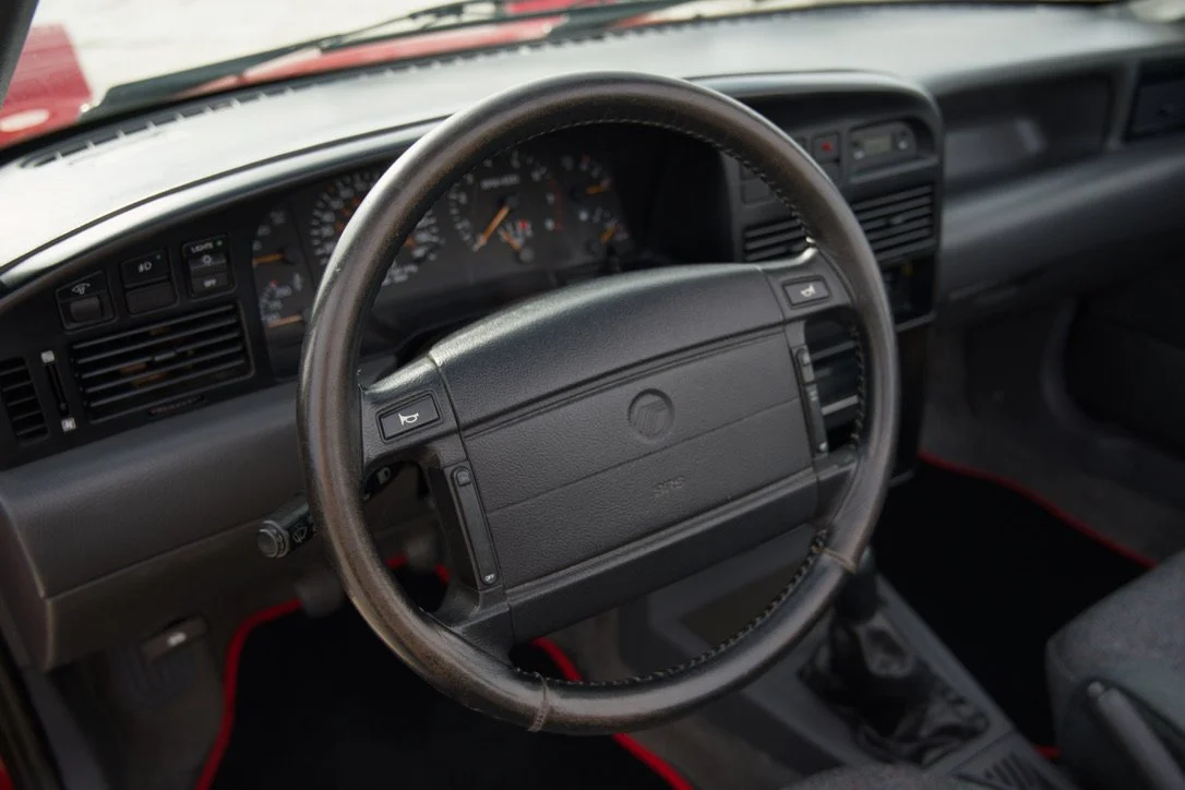 Innenraumfoto von 1991 Mercury Capri Xr2 (21)
