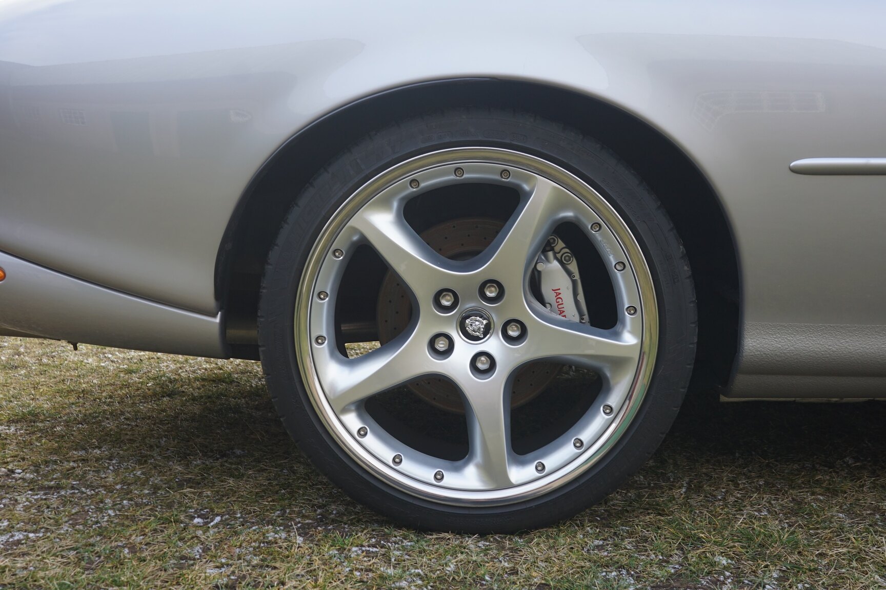 Exterior image of 2001 Jaguar XKR Silverstone