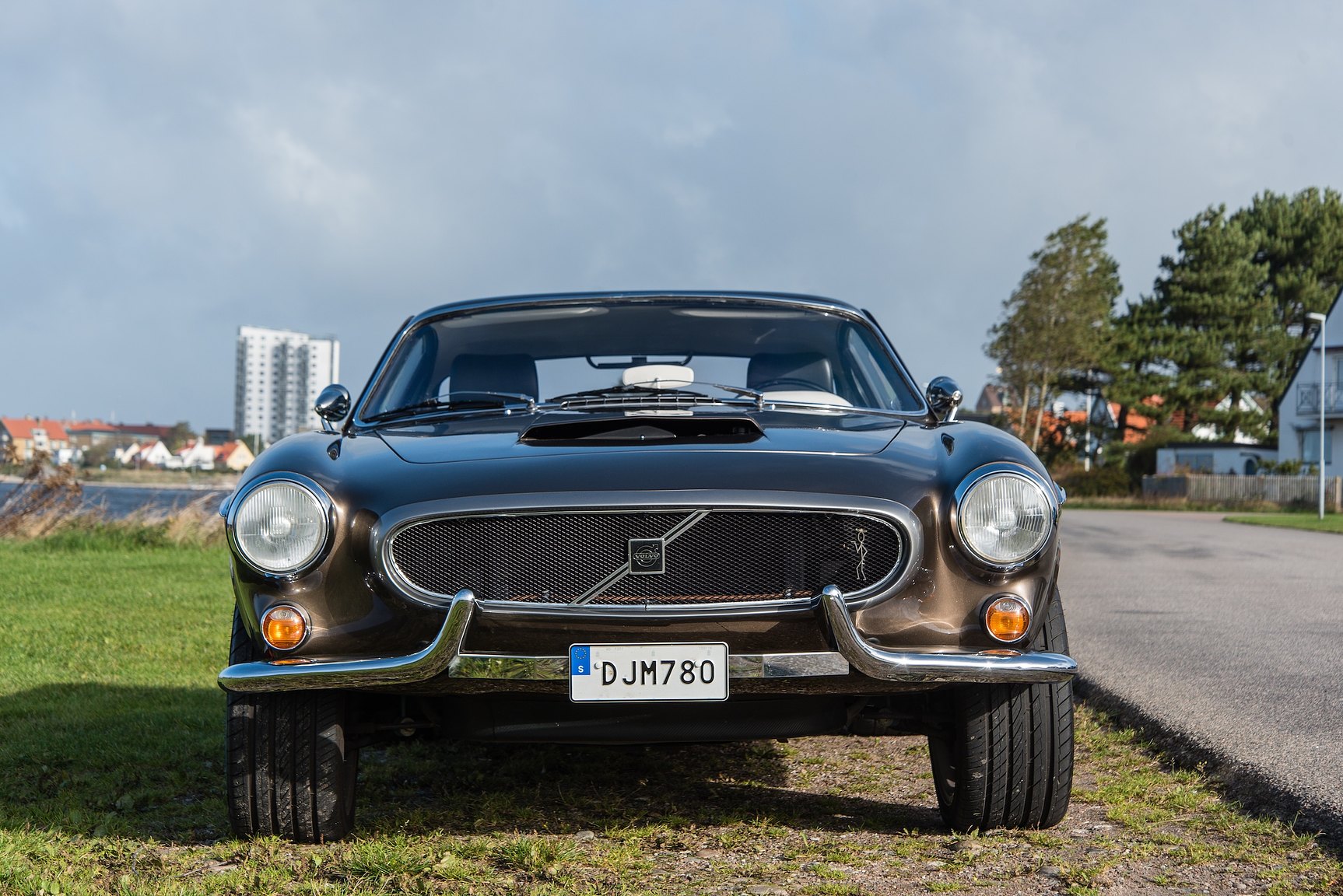 Exterior image of 1963 VOLVO 18335 VB P1800
