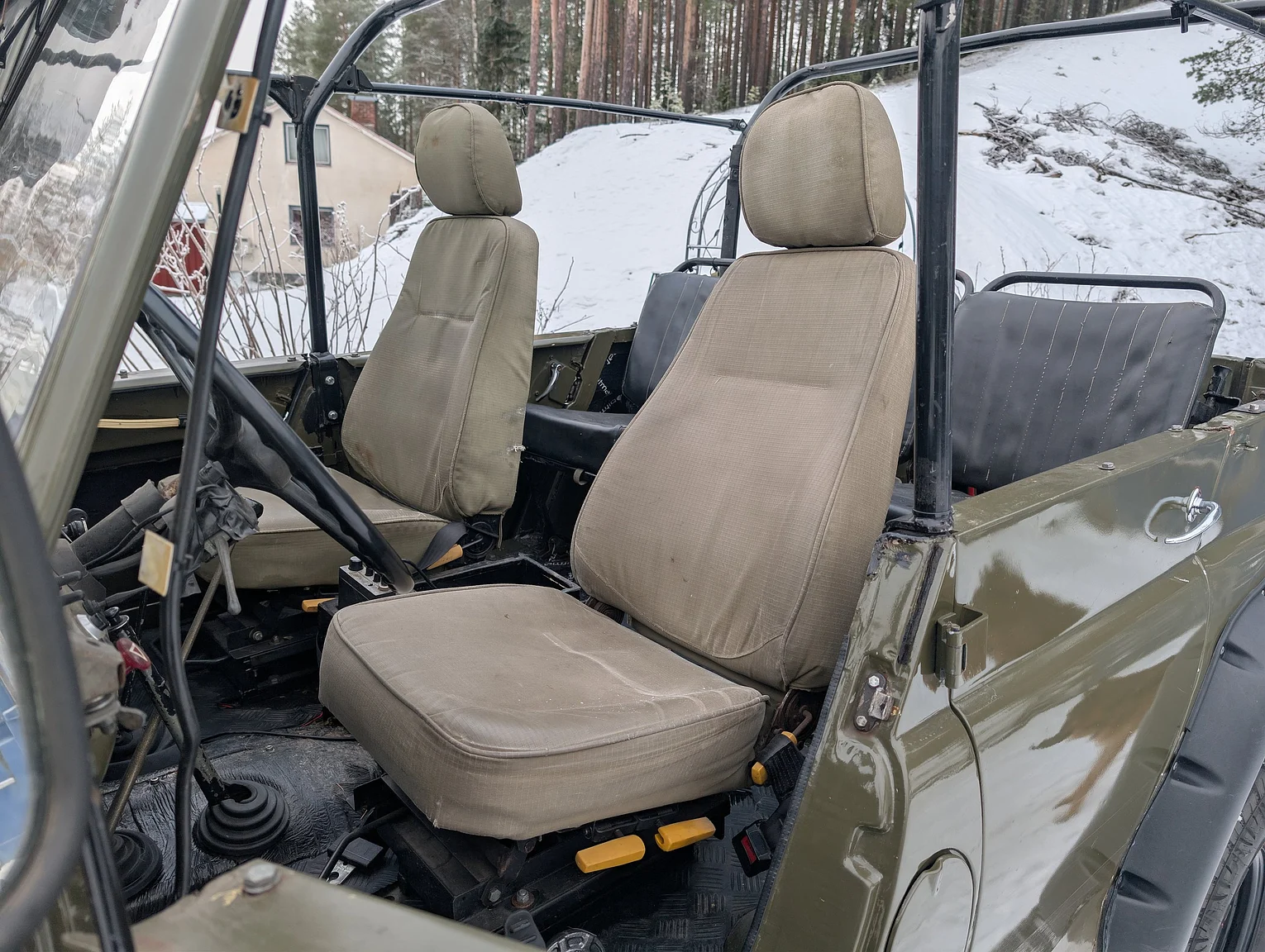 Interior image of 1973 UAZ 469 2.9 (1)