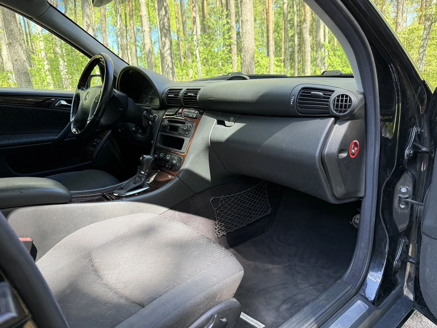 Interiörbild 2002 Mercedes-Benz C 320 T (87)