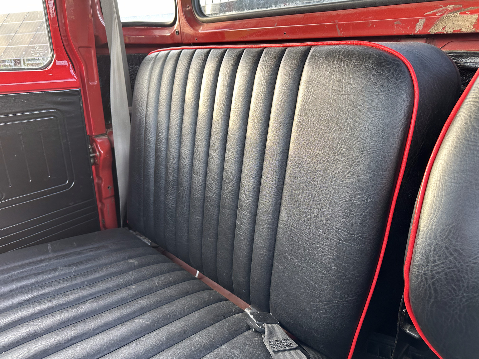 Interior image of 1982 Toyota Landcruiser Utility (4)