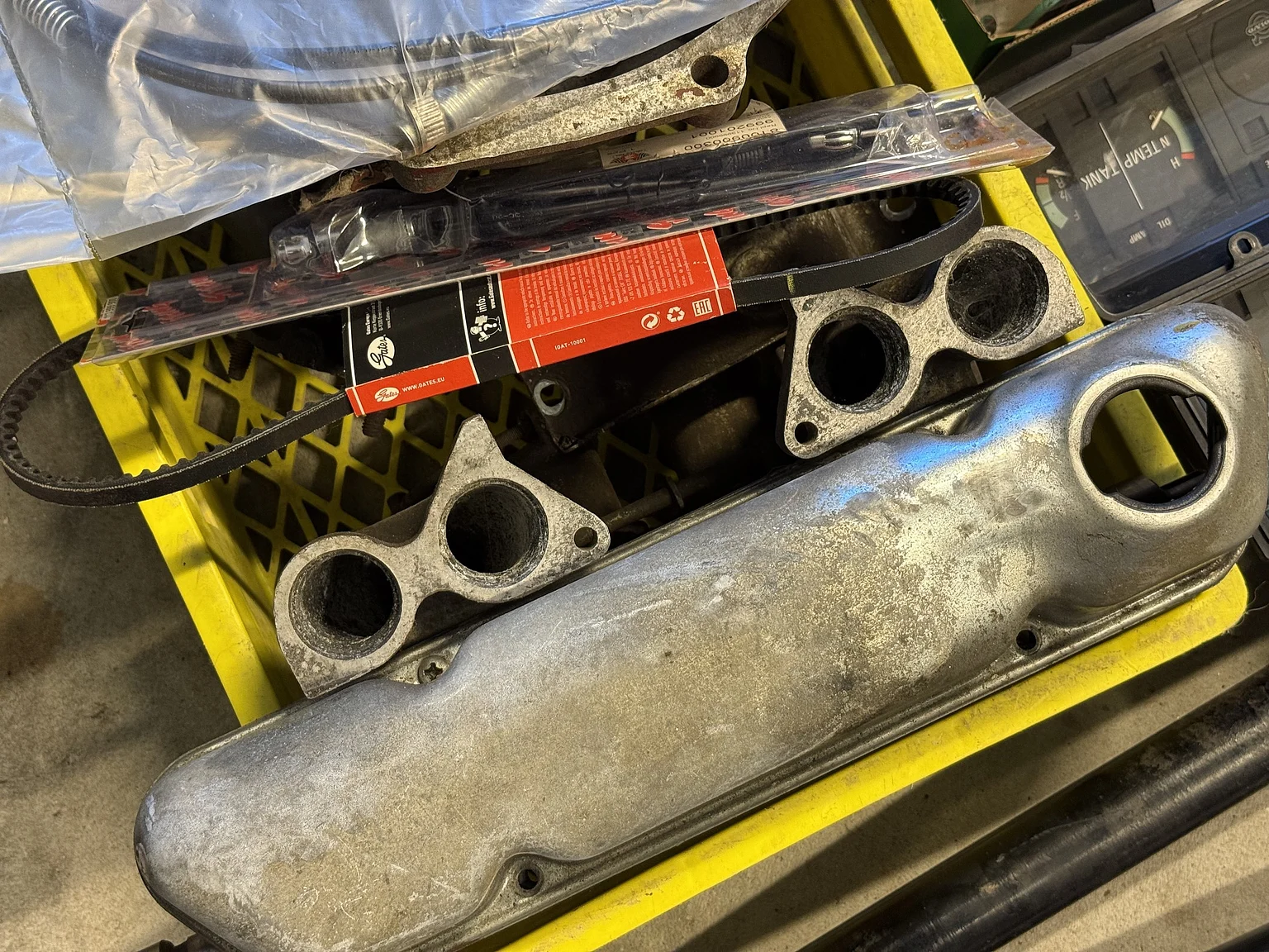 Image of 1973 Volvo 142 2.0 Deluxe mechanics (25)