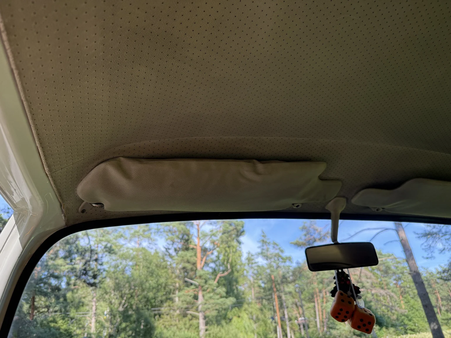 Interiörbild 1975 Volkswagen Transporter Campervan (106)