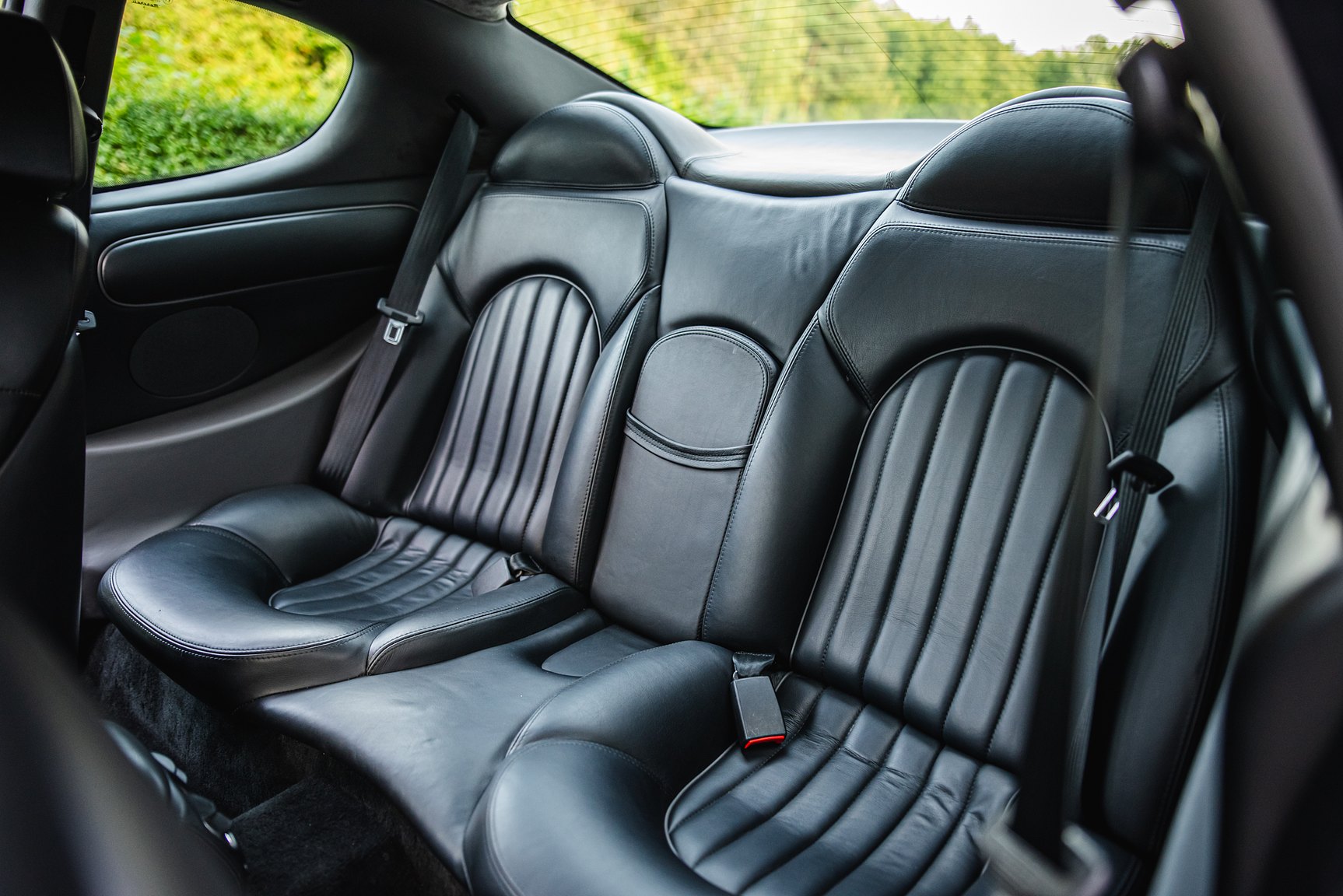 Interior image of 2000 Maserati 3200 GT