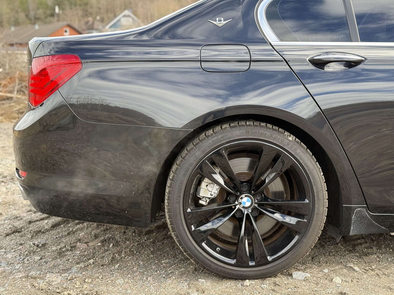Exteriörbild på 2009 BMW 750Li