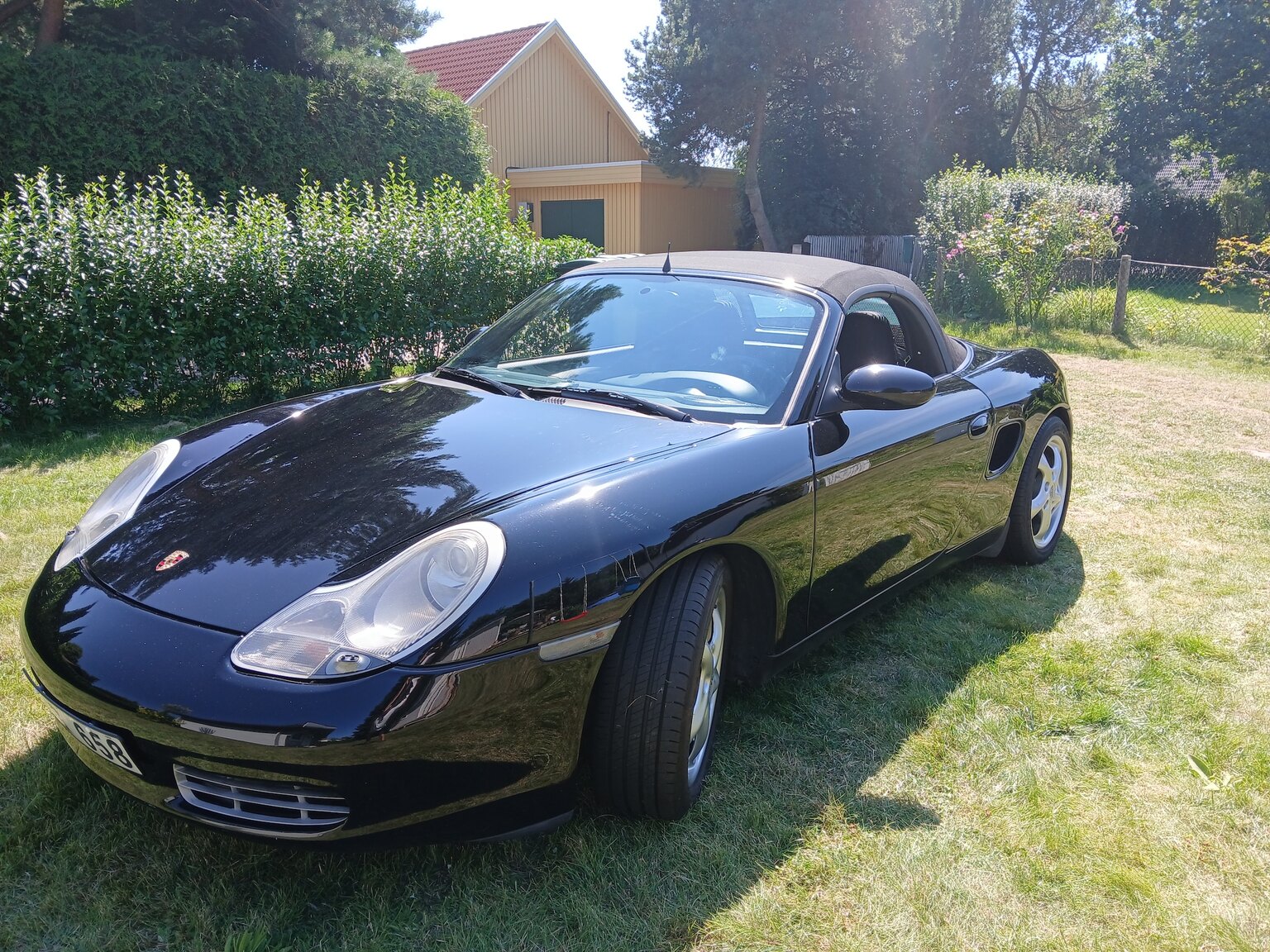 Exteriörbild på 1999 Porsche Boxster