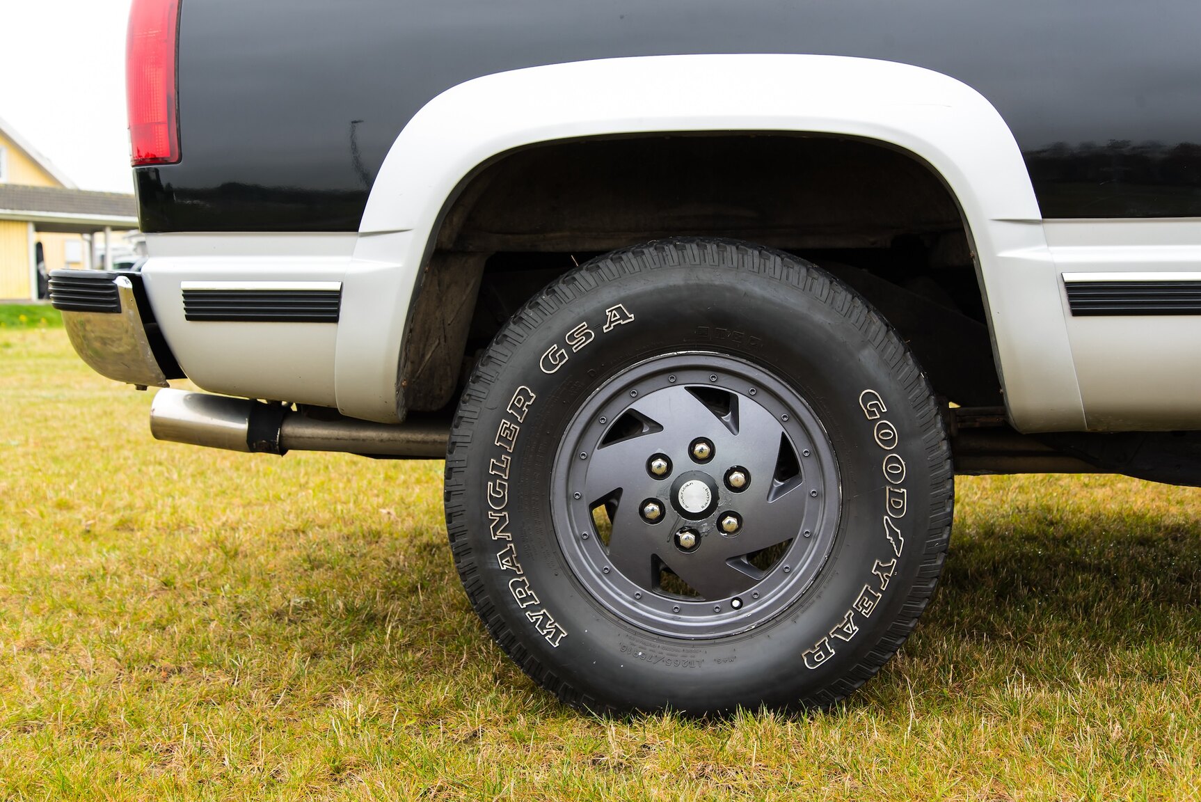 Exteriörbild på 1992 GMC Yukon SLE Z 71