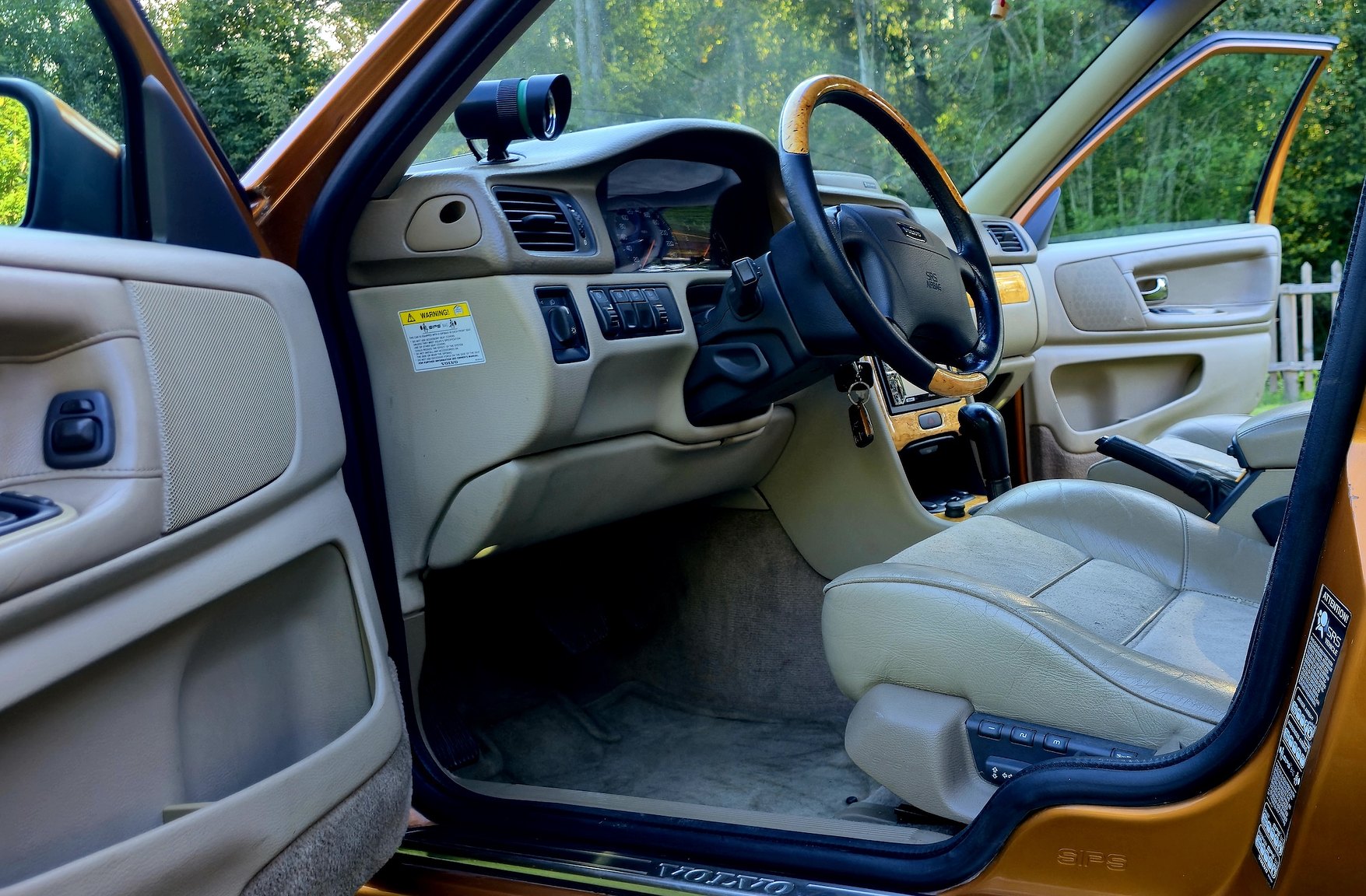 Interior image of 1998 Volvo V70 R 2.3 T Automatisk