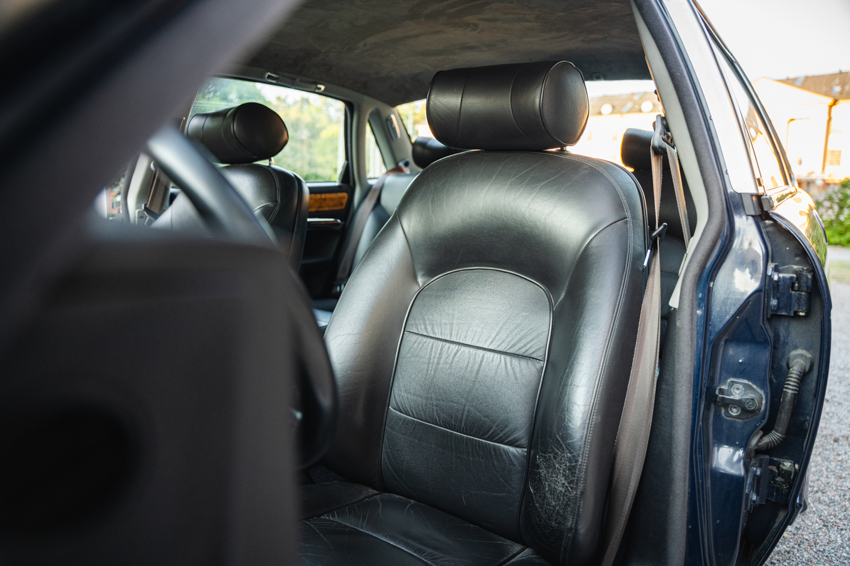 Interior image of 1995 Jaguar XJ Double SIX