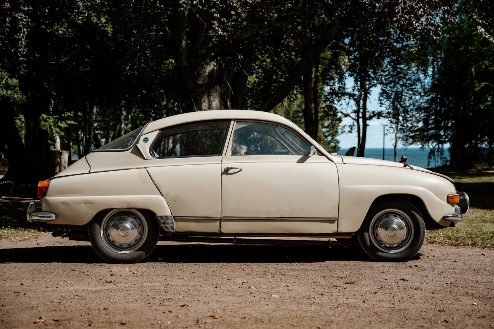 Exteriörbild på 1971 Saab 96 (5)