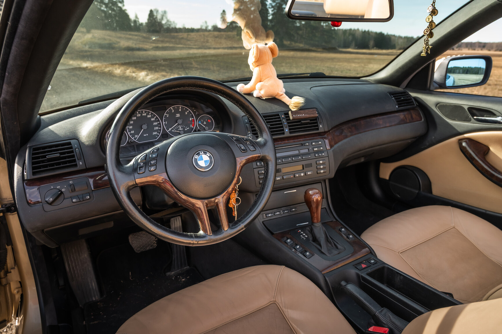 Interiörbild 2001 BMW 330Ci