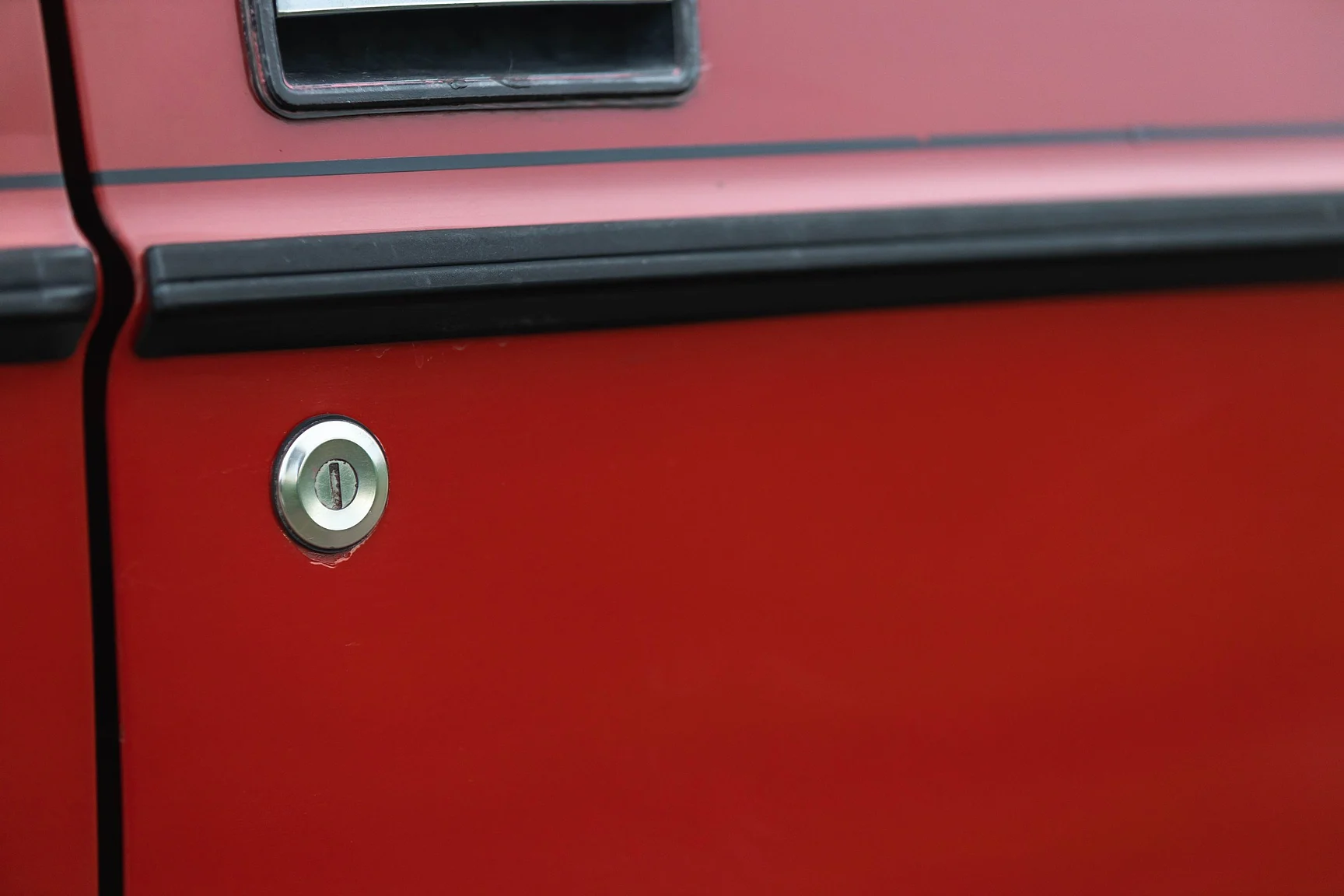 Exterior image of 1984 Volvo 244 Turbo (35)