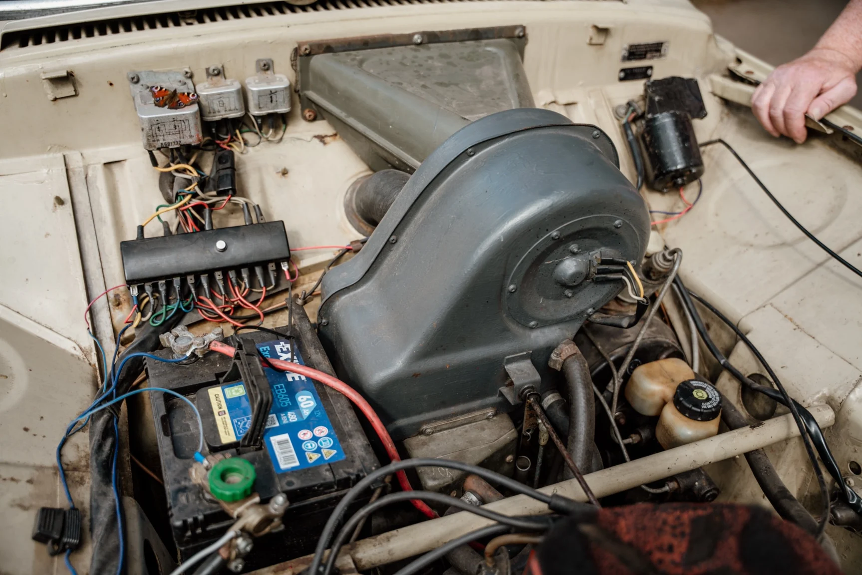 Image of 1971 Saab 96 (5) mechanics