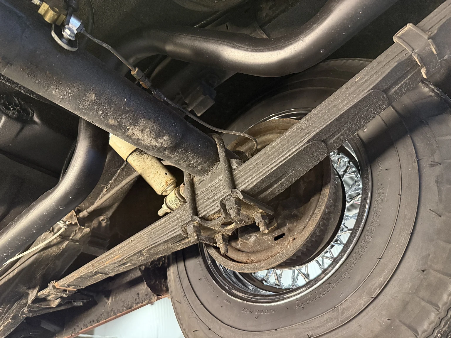 Image of 1956 Mercury Montclair Sport Sedan mechanics (5)