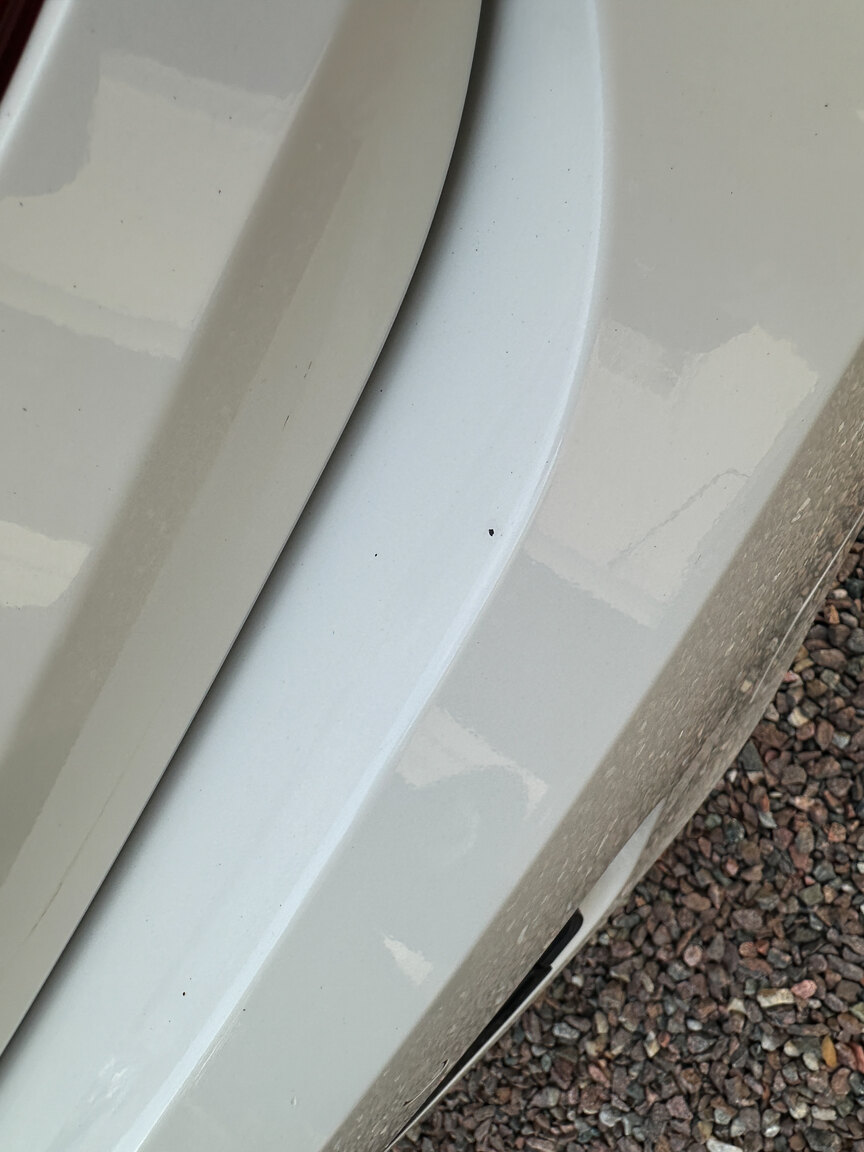 Exteriörbild på 2011 BMW 650i Cabriolet