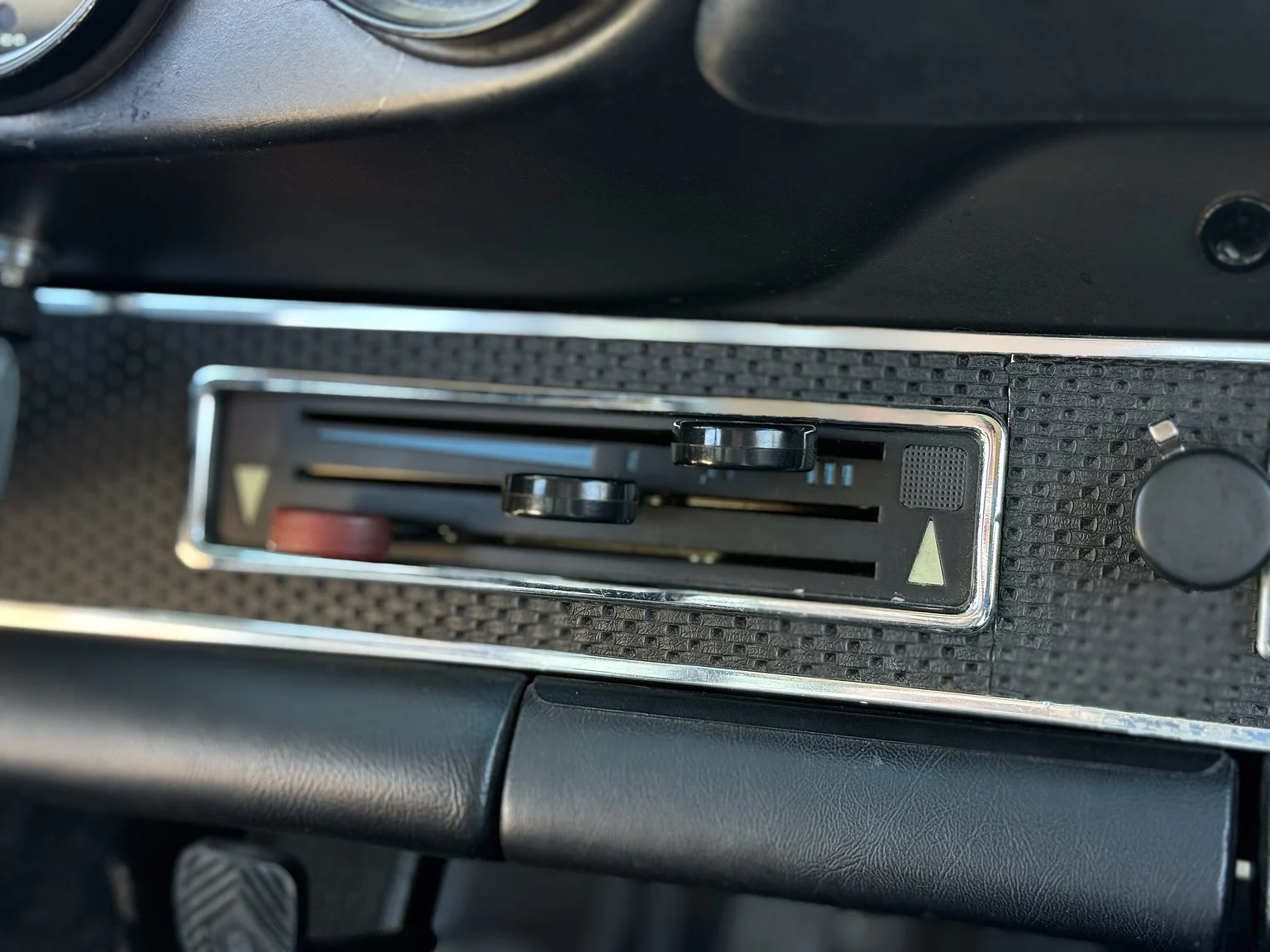 Innenraumfoto von 1971 Porsche 911 S  (18)