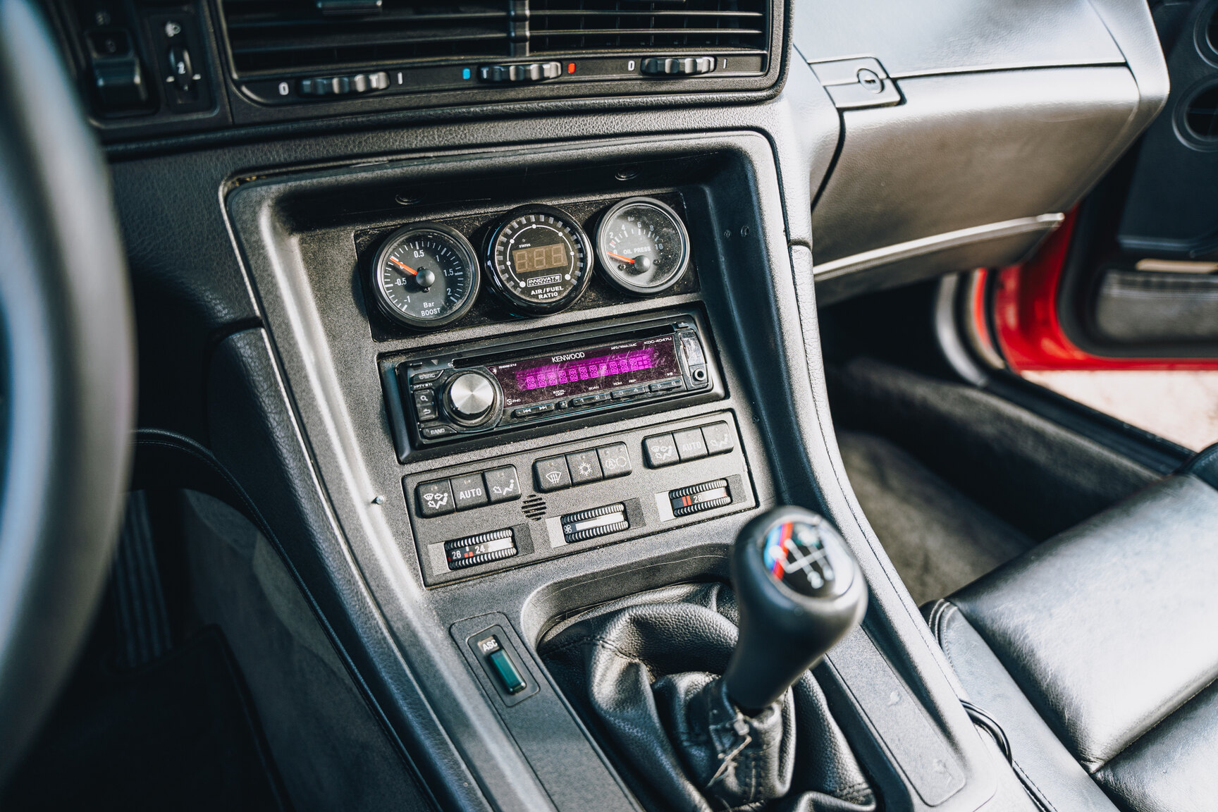 Interior image of 1991 BMW 850 i Manuell 1000hk