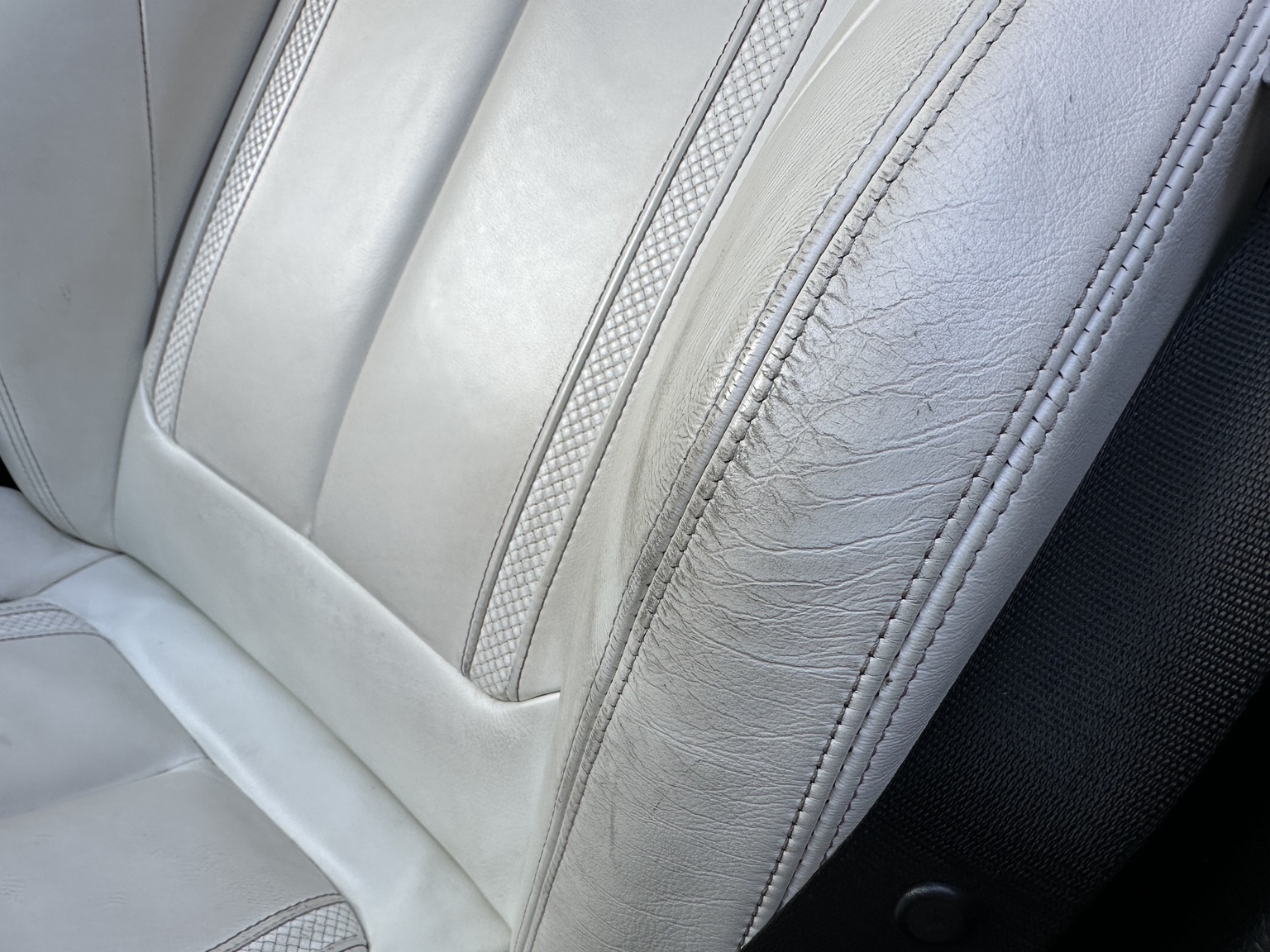 Interior image of 2017 Alpina D3 Bi-Turbo Allrad