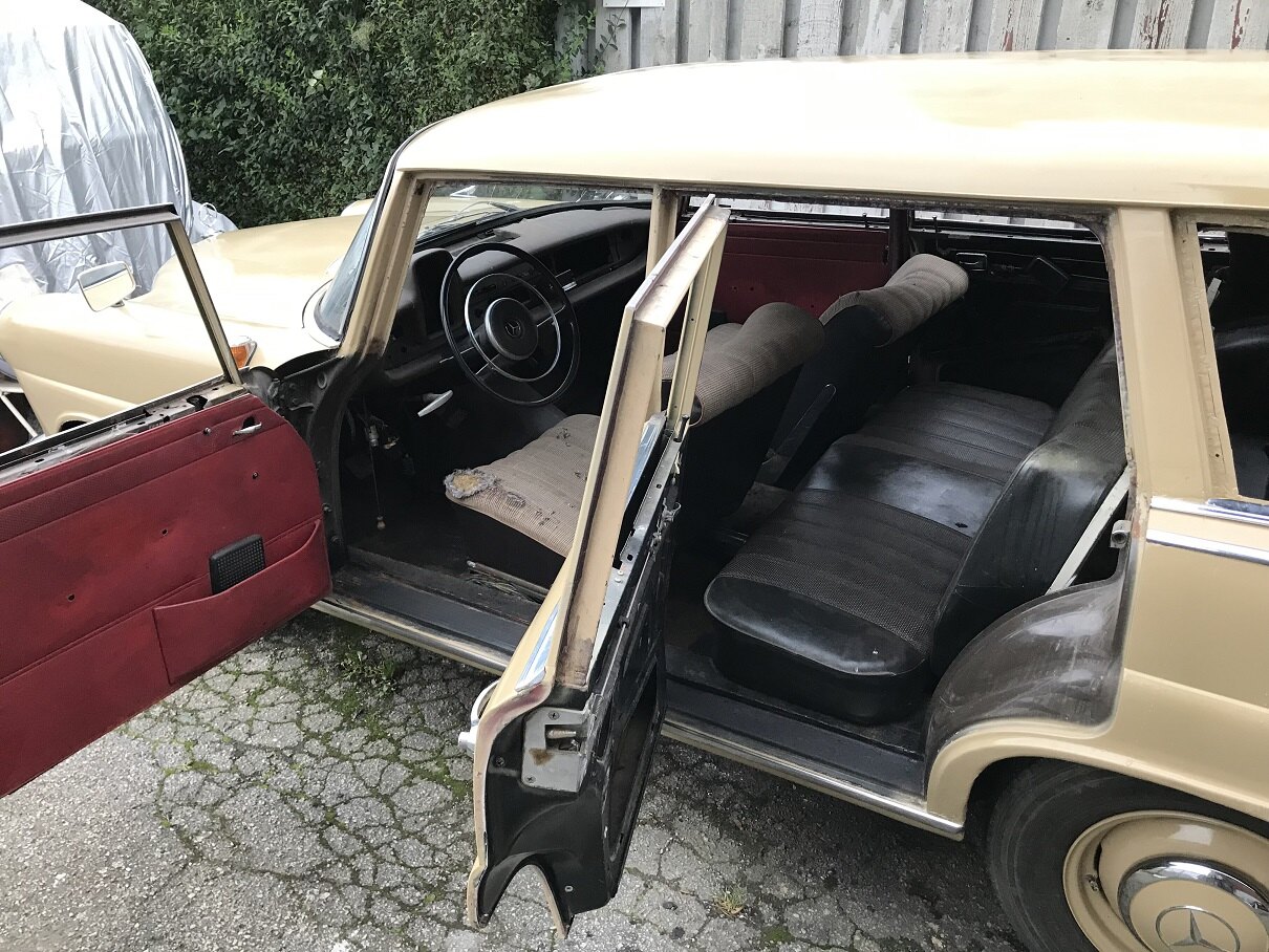 Innenraumfoto von 1965 Mercedes Benz 190 DC Safari
