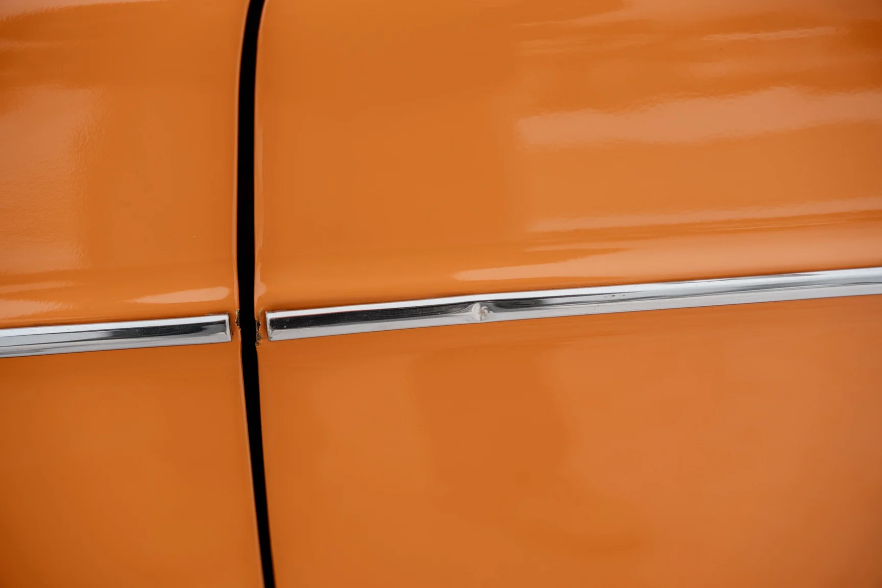 Exteriörbild på 1975 Volvo 242 2-dörrars coupé (28)