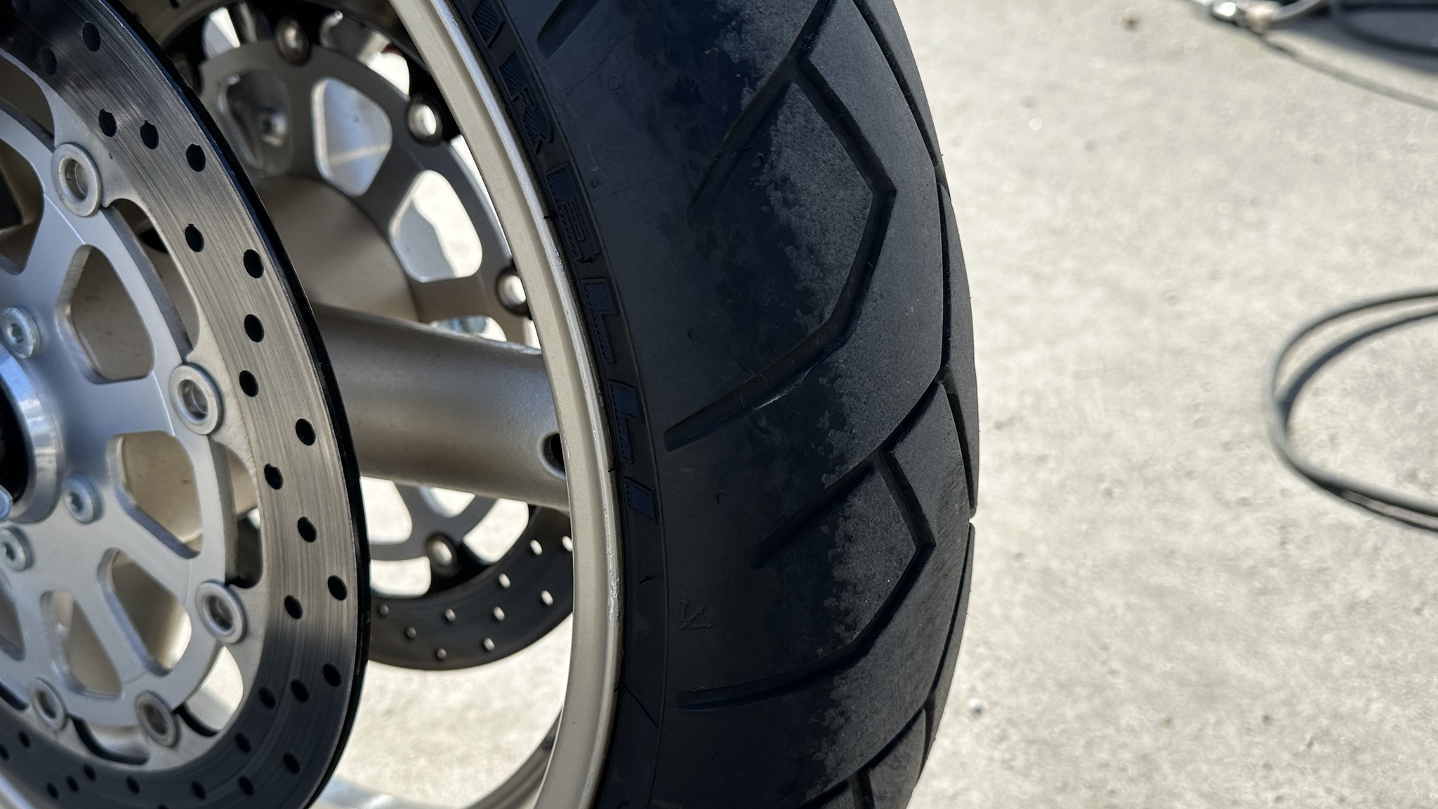 Exterior image of 1999 Suzuki TL1000S