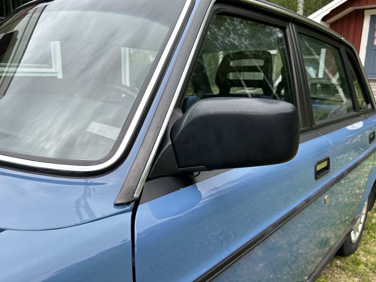 Exteriörbild på 1986 Volvo 244
