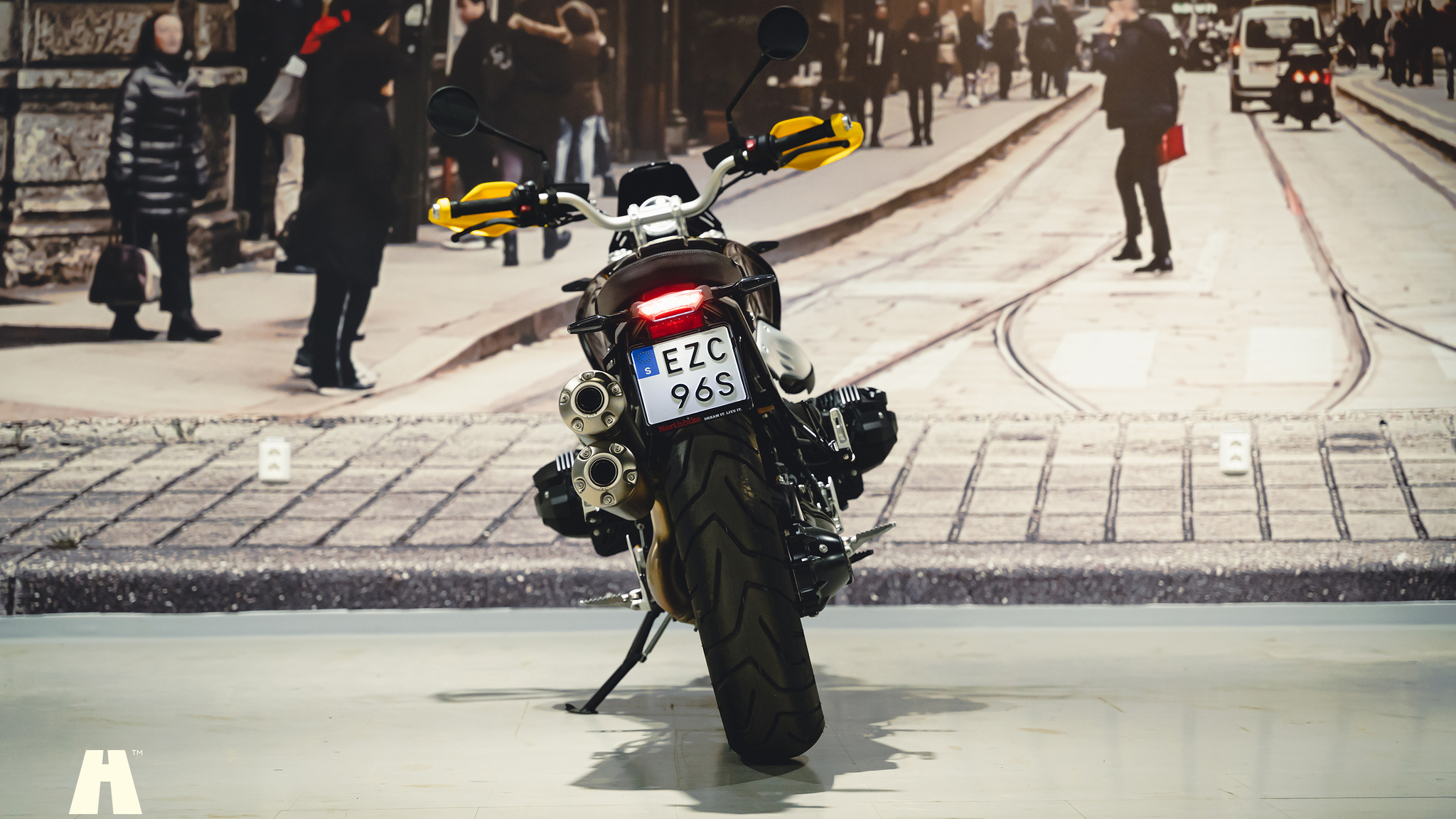 Exterior image of 2021 BMW R Ninet Urban G/S (7)