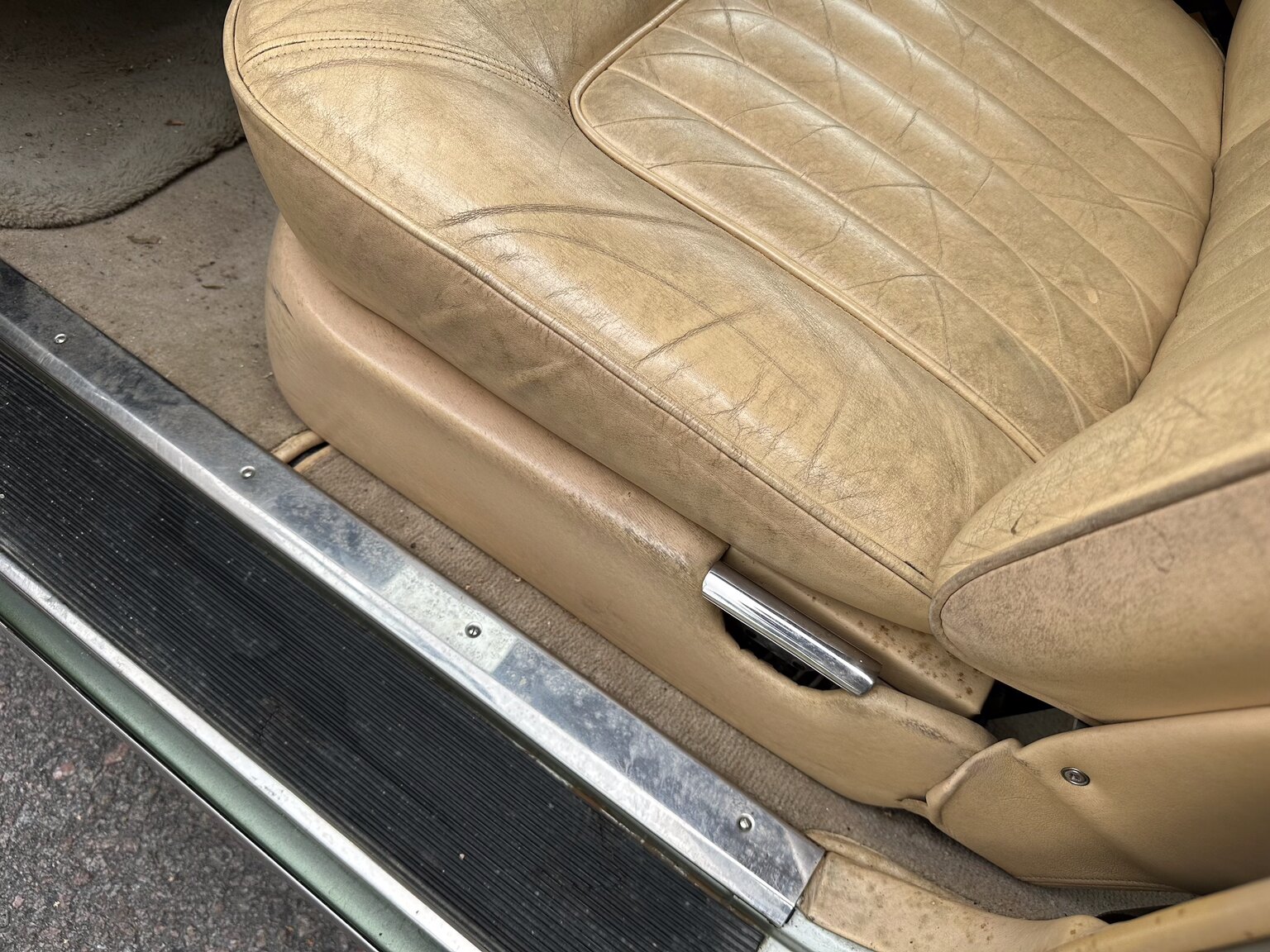 Interior image of 1982  Rolls Royce Silver Spirit