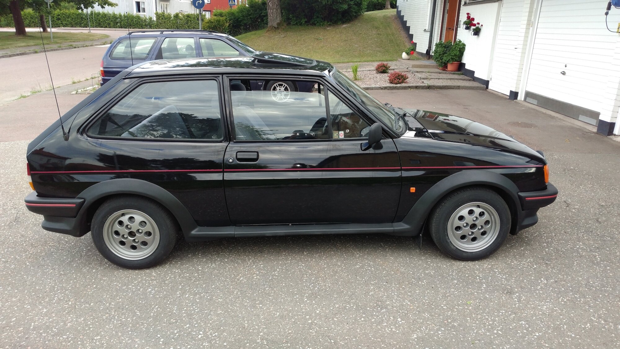 Exteriörbild på 1988 Ford Fiesta XR2