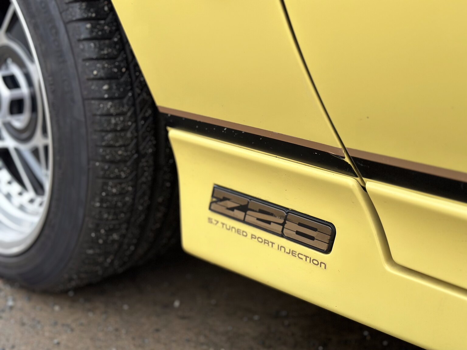 Exterior image of 1987 Chevrolet Camaro Z28