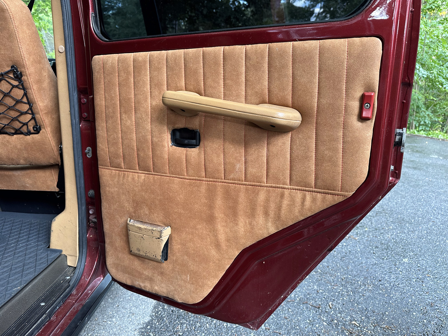 Innenraumfoto von 1986 Mercedes 280 GE (18)