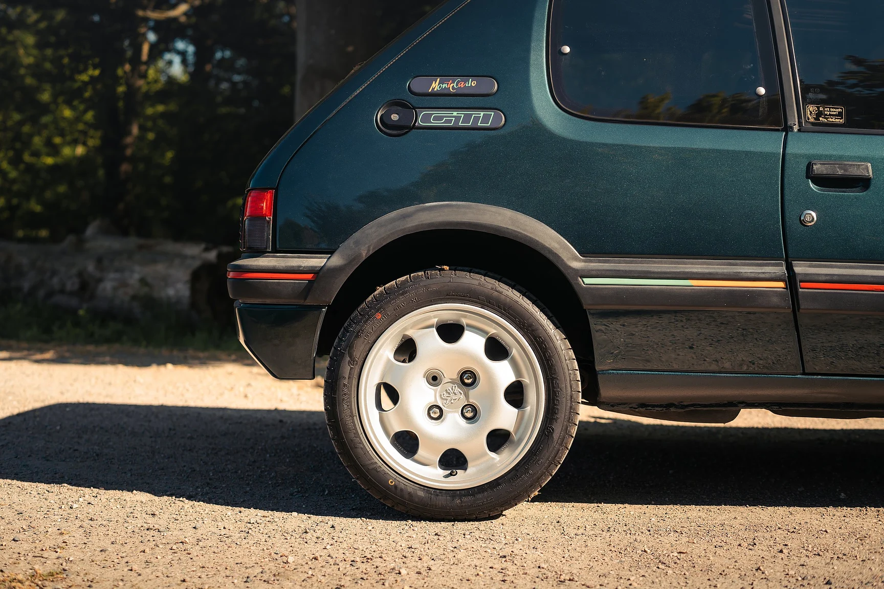 Exteriörbild på 1991 Peugeot 205 GTI 1.9 Monte Carlo (43)