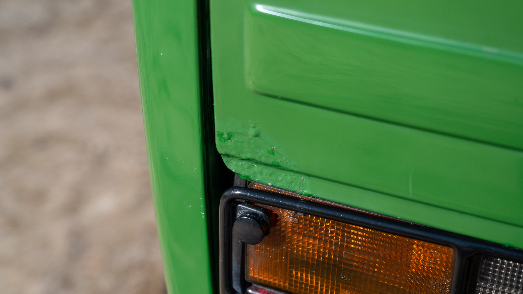 Exterior image of 1992 Volkswagen T3 Kombi Syncro 16" Westfalia