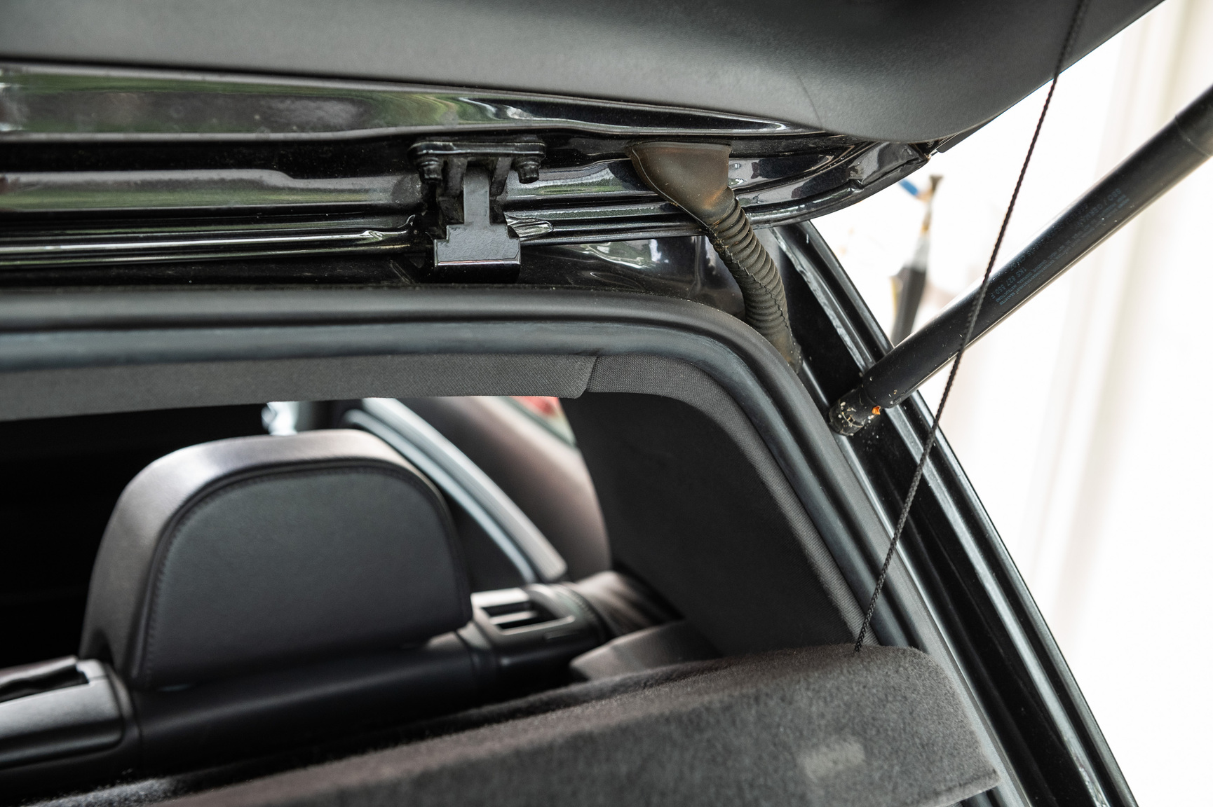 Interiörbild 2006 Volkswagen Golf R32 (31)