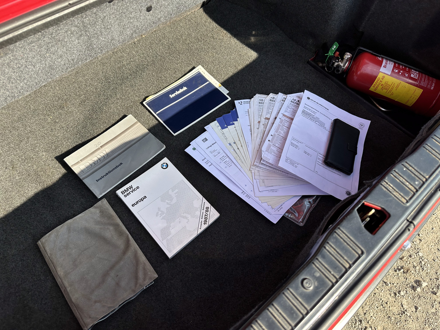 Documentation for 1988 BMW 325 Cabriolet (E30)