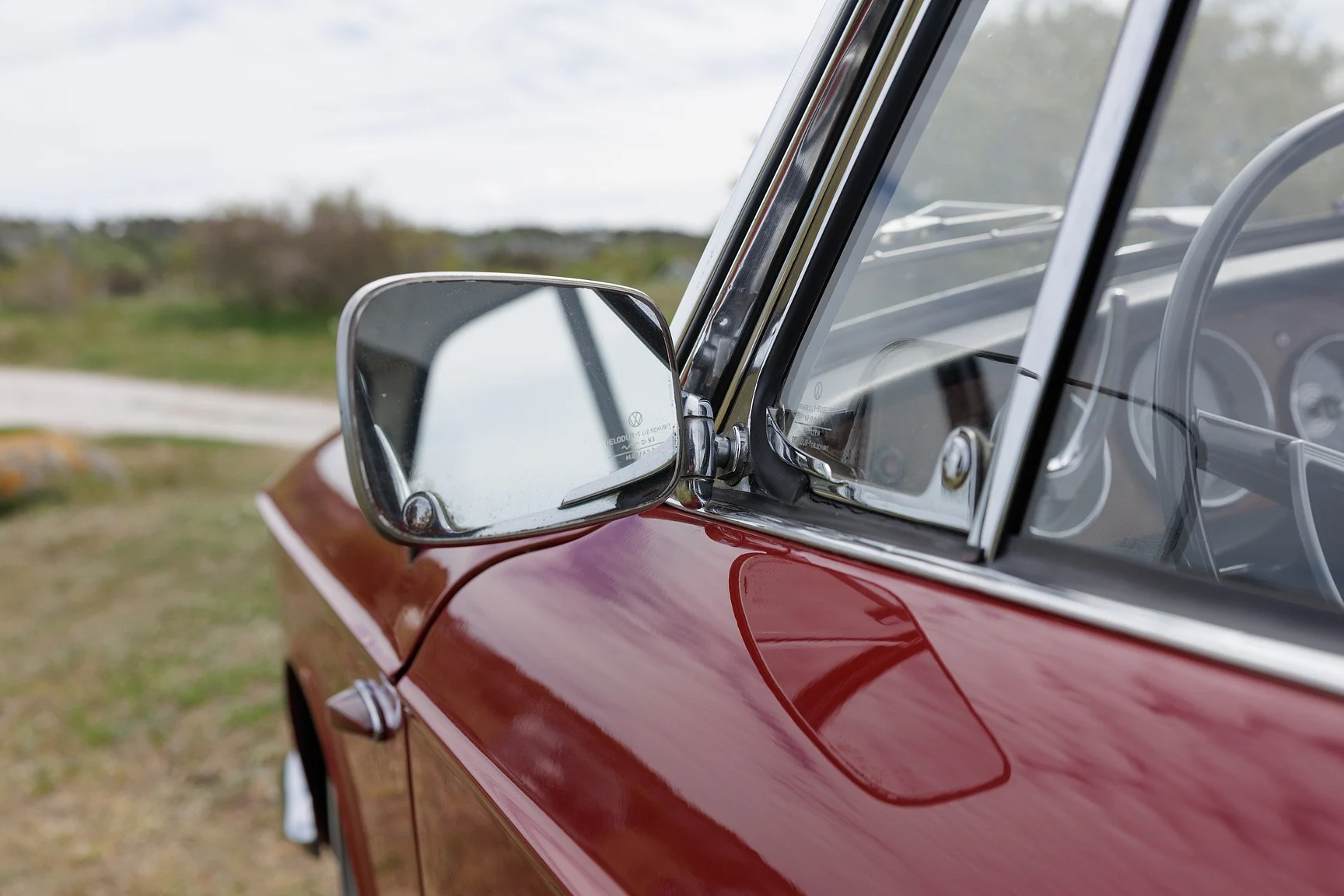 Exteriörbild på 1968 Volkswagen Typ 34 1600 L Karmann-Ghia (31)