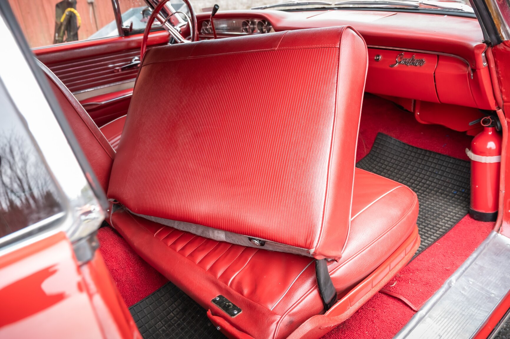Interior image of 1962 Ford Galaxie 500 Sunliner