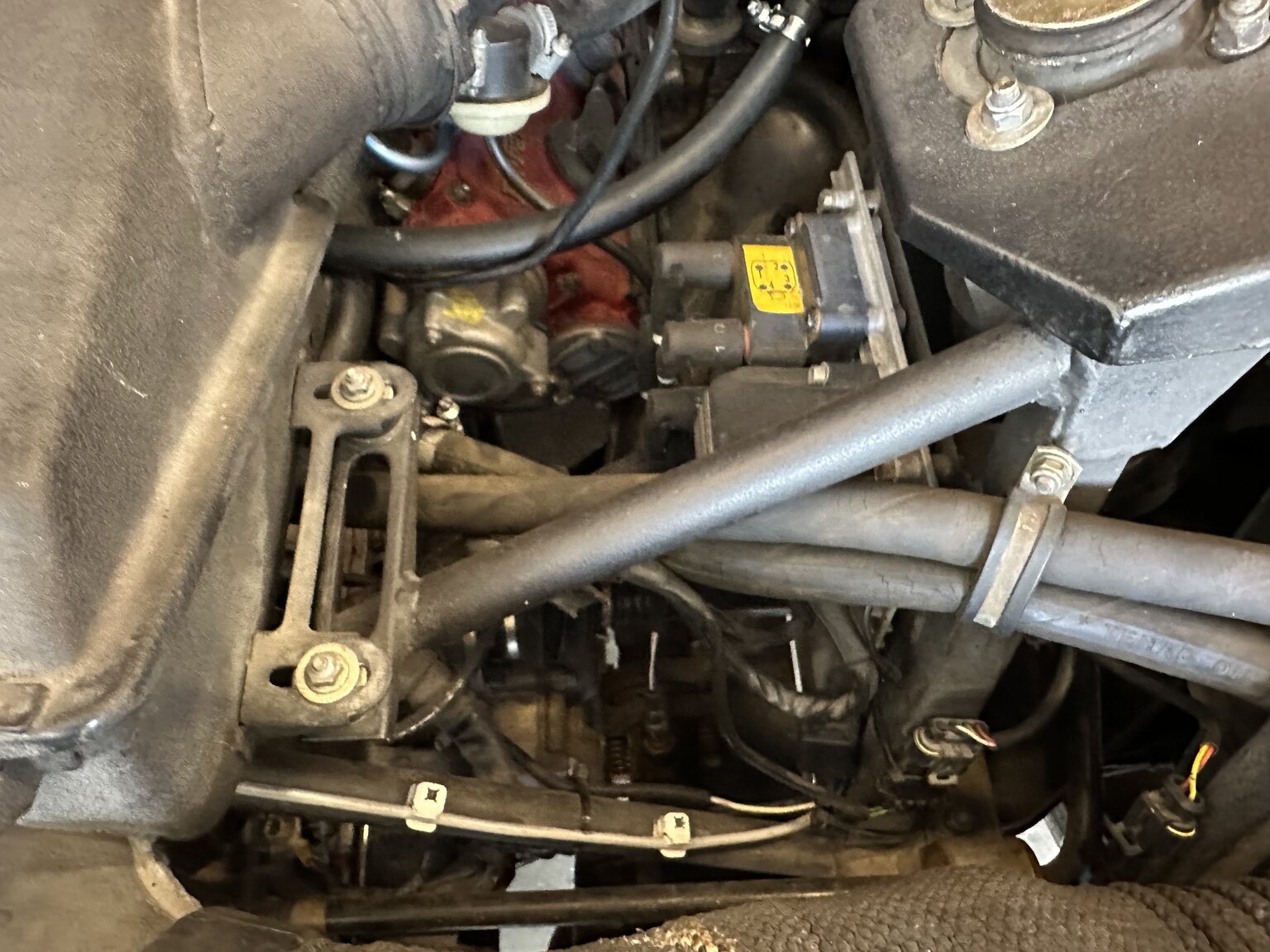 Image of 1990 Ferrari 348 (12) mechanics