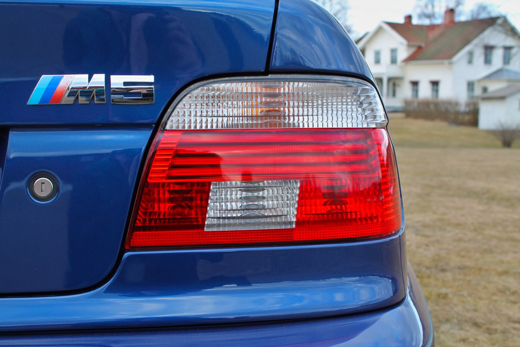 Exteriörbild på 2003 BMW M5