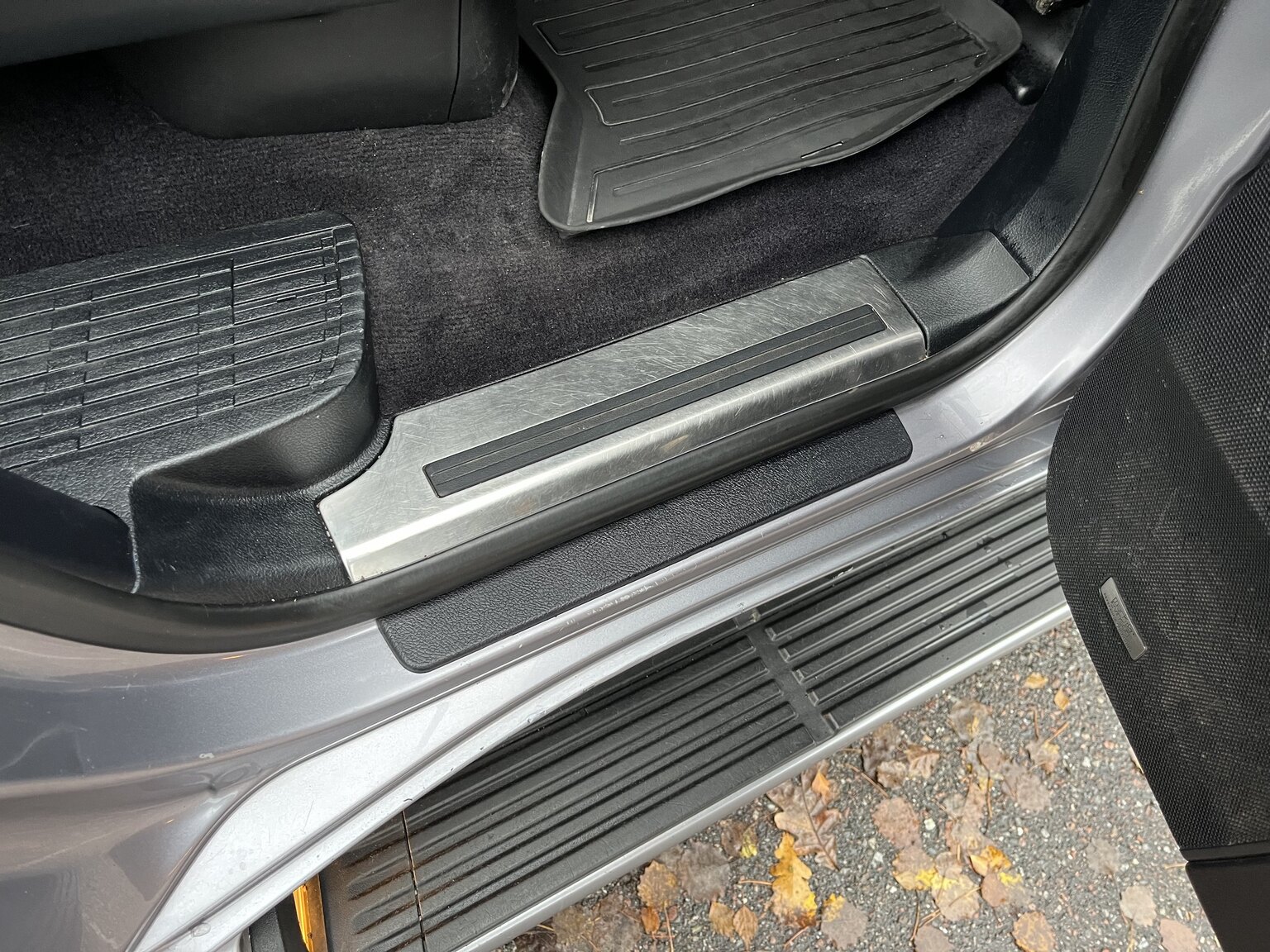 Innenraumfoto von 2011 Lexus LX570