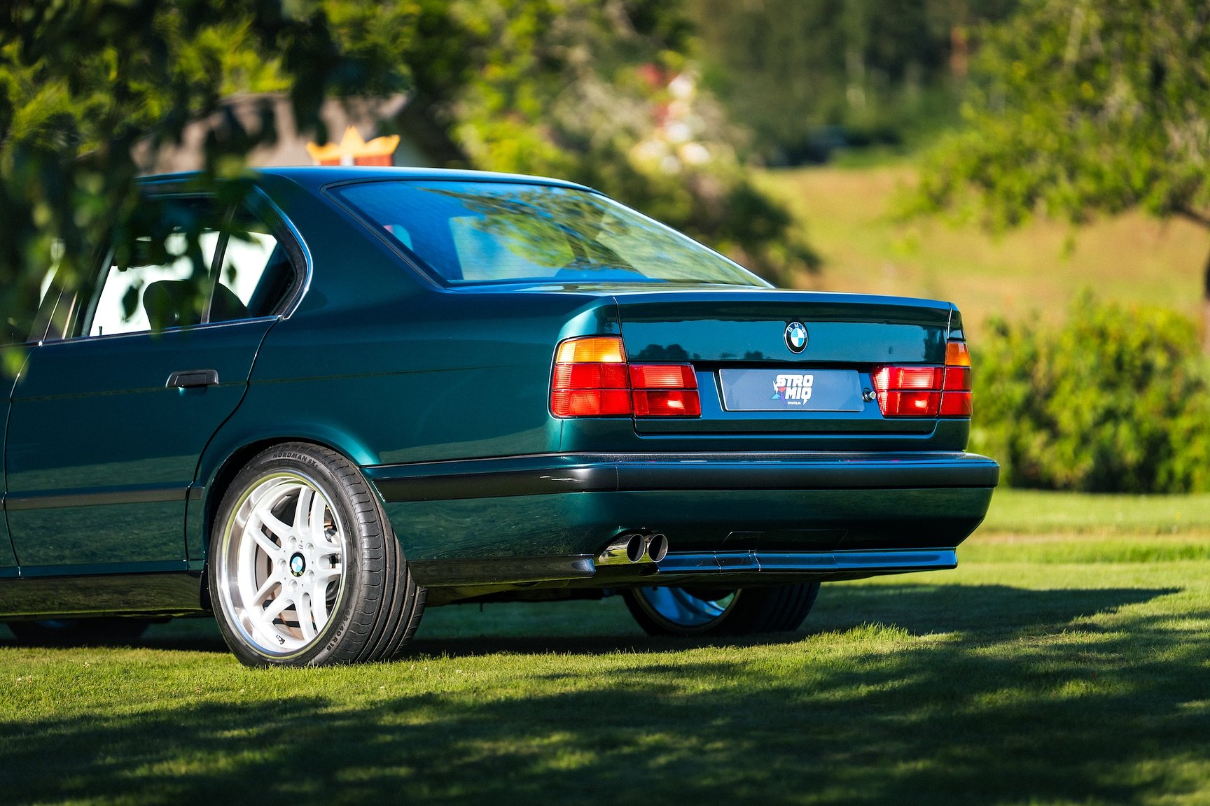 Exterior image of 1993 BMW 525 tds "No Reserve Auction"