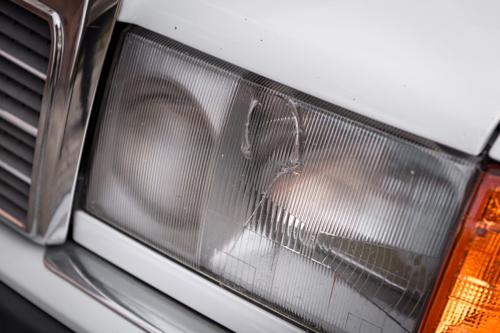 Exterior image of 1992 Mercedes-Benz 300CE-24V 