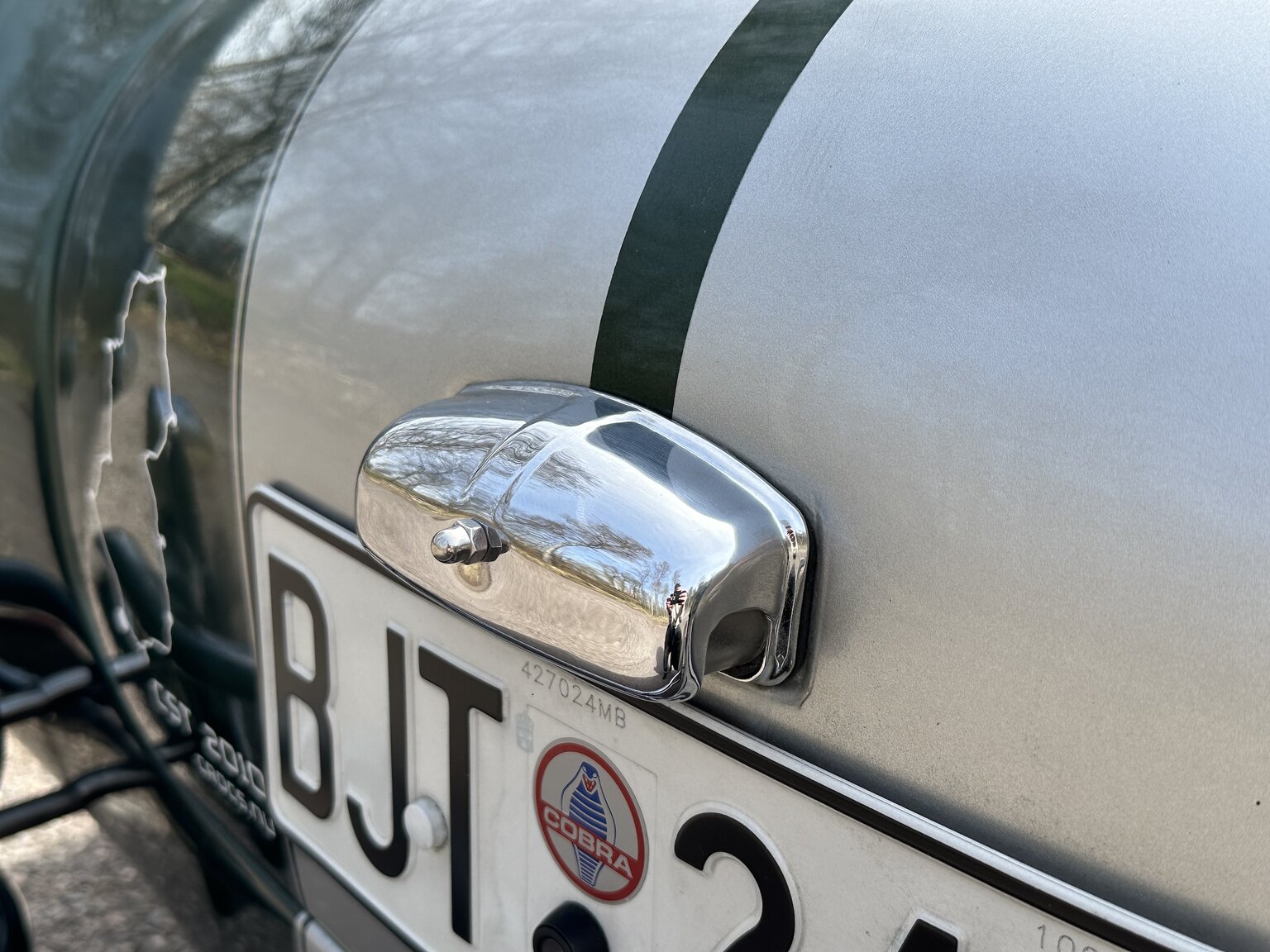 Exteriörbild på 2008 AC Cobra replica